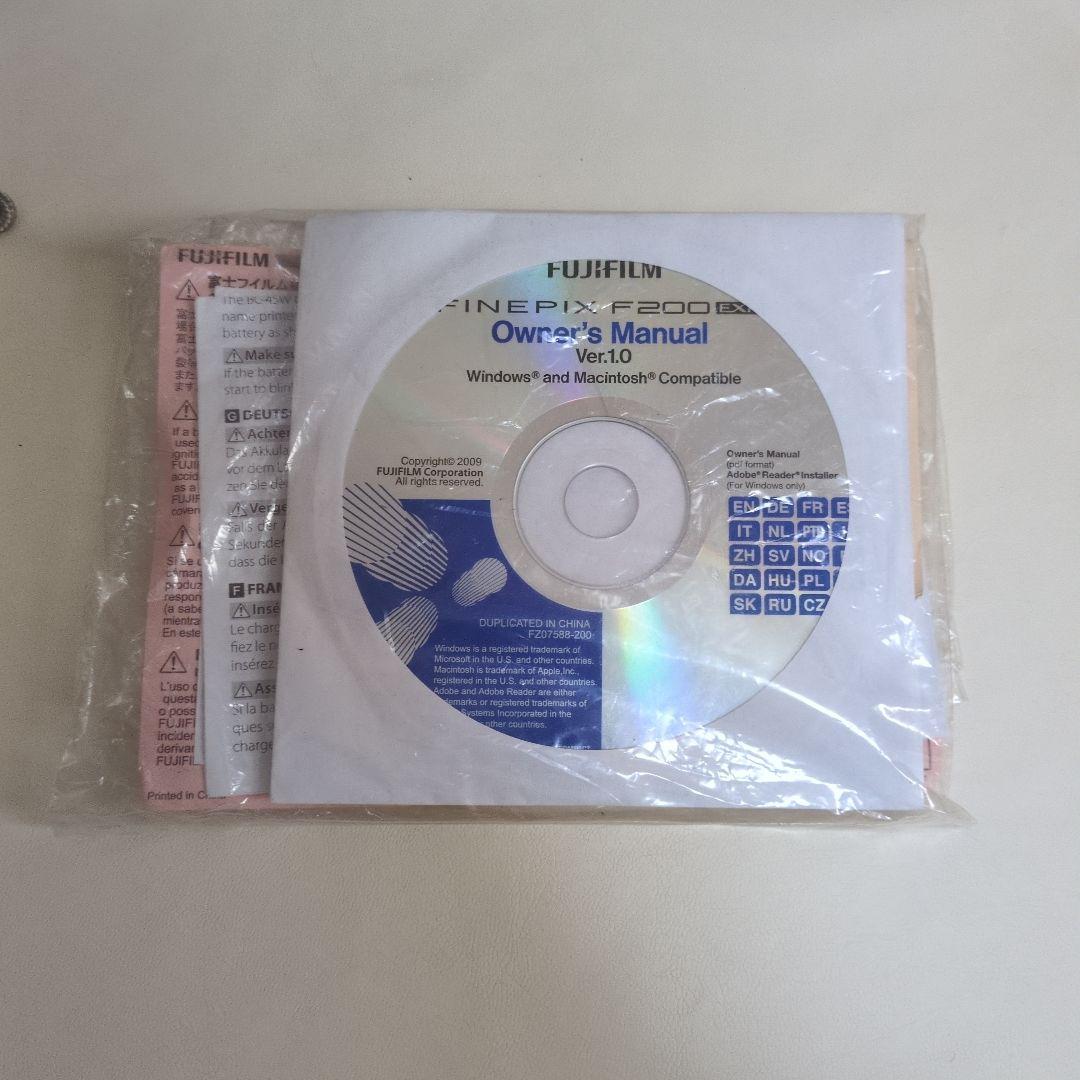 FUJIFILM F200 EXR finepix デジカメ