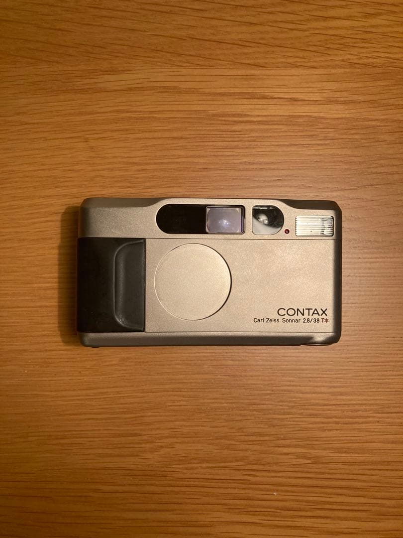 CONTAX T2 35mm コンパクトカメラ (Carl Zeiss)