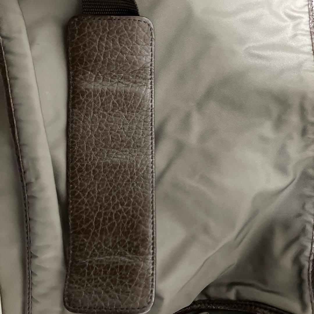晴*子様 PRADA プラダ テスート ナイロン ショルダーバッグ カーキ メン
