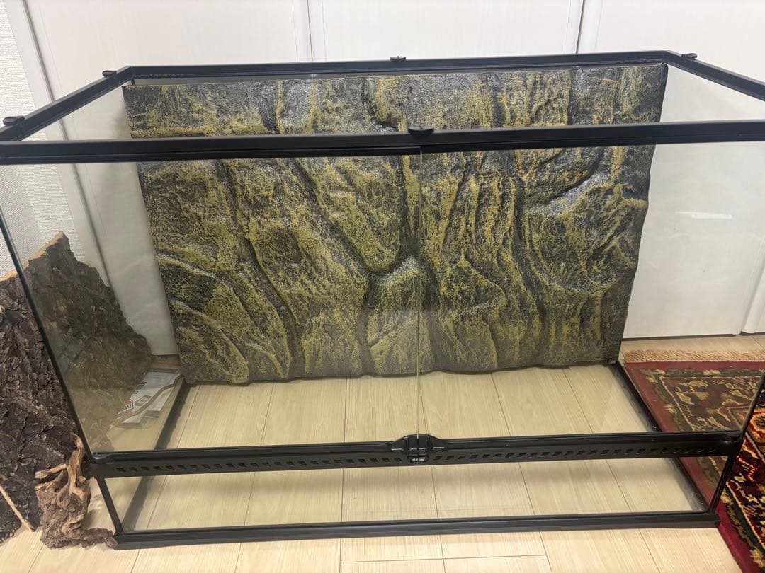 【使用僅か】グラステラリウム9060 爬虫類 飼育セット ライト 暖突 流木