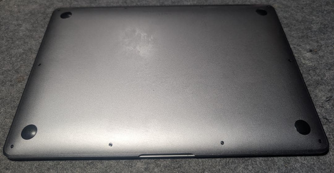 Apple MacBook Air (M1, 2020) 512GB　英語配列