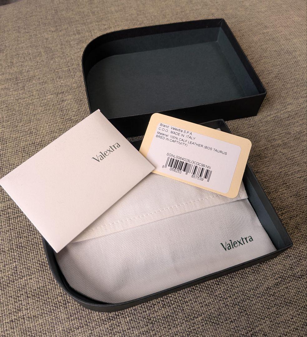 ヴァレクストラ メガネケース