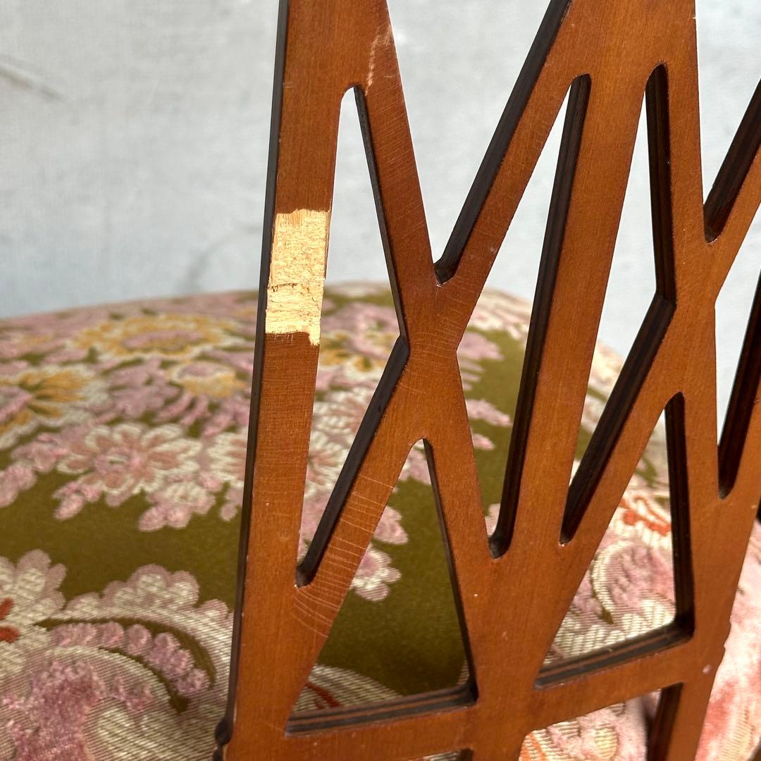 ✦ネオクラシカル様式✦透かし彫り×メダリオン装飾 ダイニングチェア アンティーク