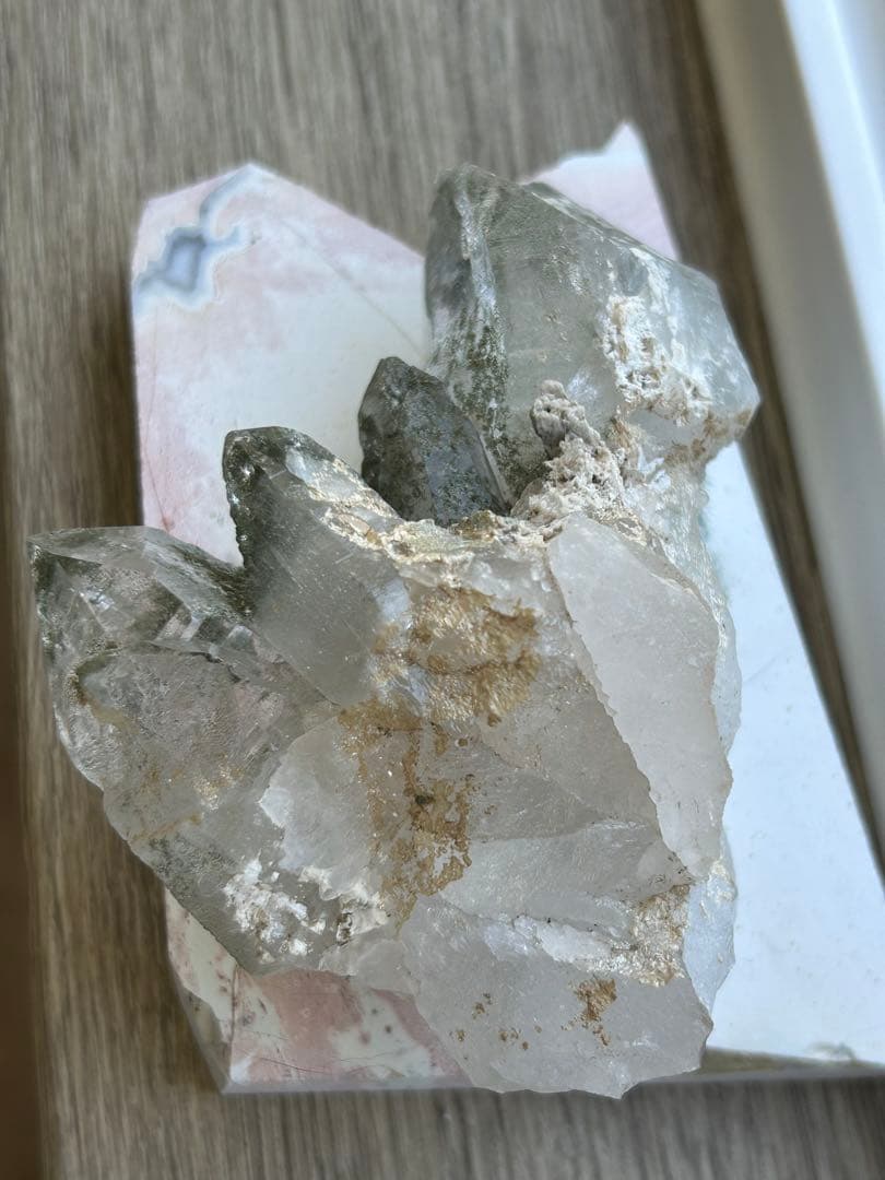 ガネッシュヒマール産 ヒマラヤンクォーツ クローライト