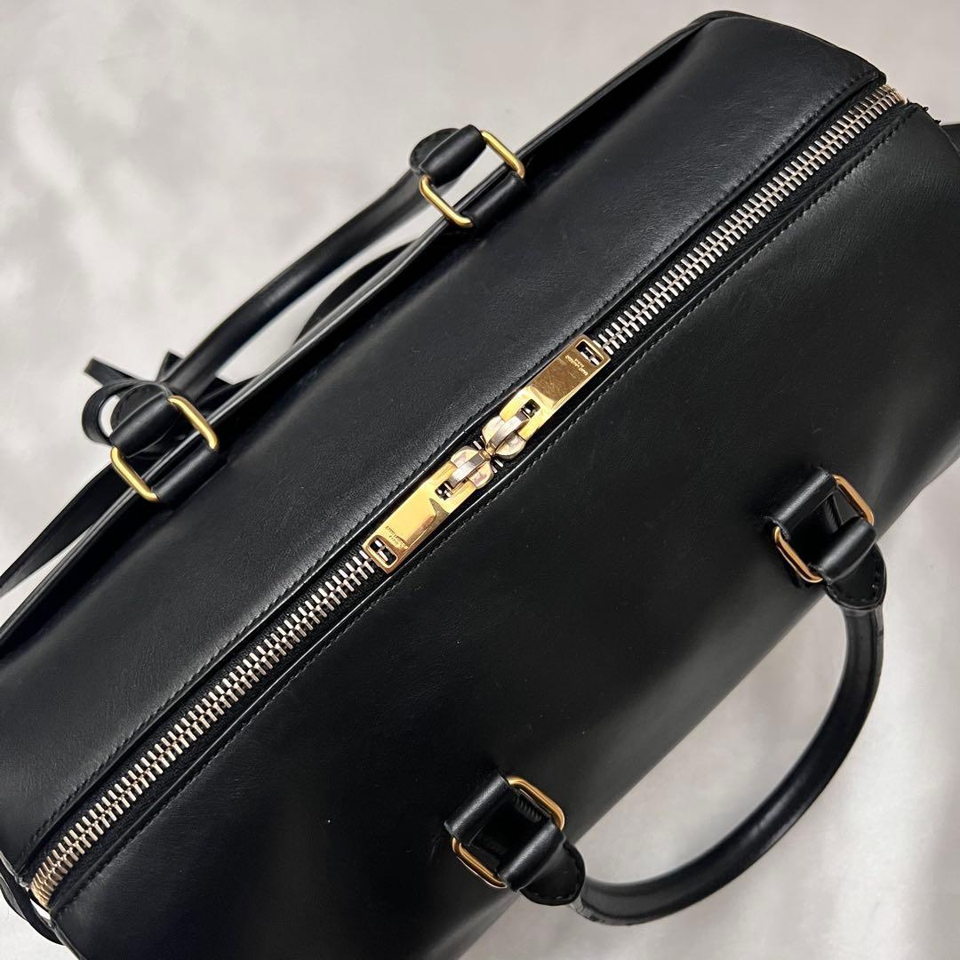 ◇レア美品◇サンローラン　ダッフル6 ショルダーバッグ　ブラック　カーフレザー