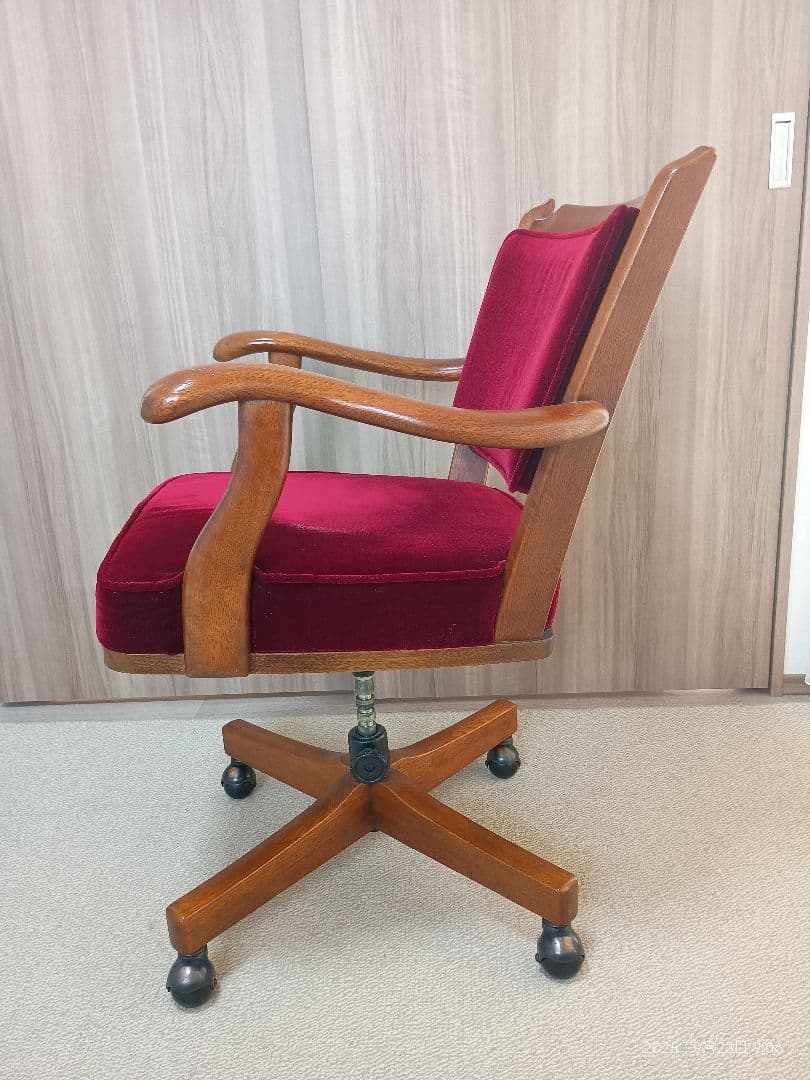 【週末値引】カリモク コロニアル デスクチェア ベロア赤【最大値下】