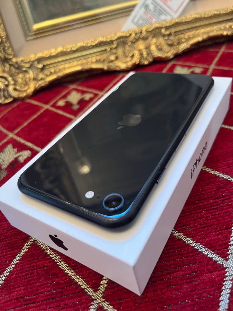 iPhone SE2 64GB 美品 ブラック ios26