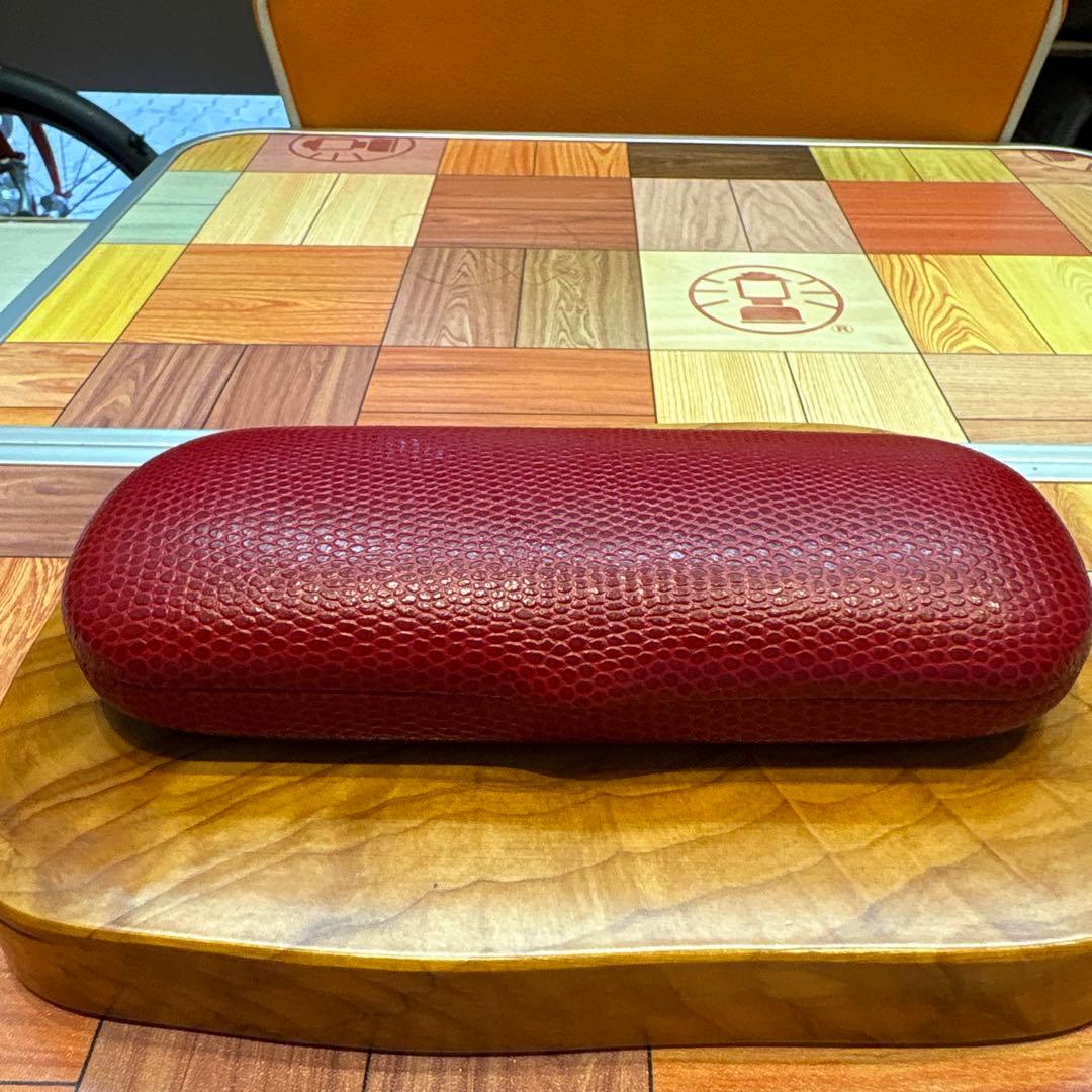 貴重品　イタリア製　眼鏡ケース　革製　お洒落　小ぶり