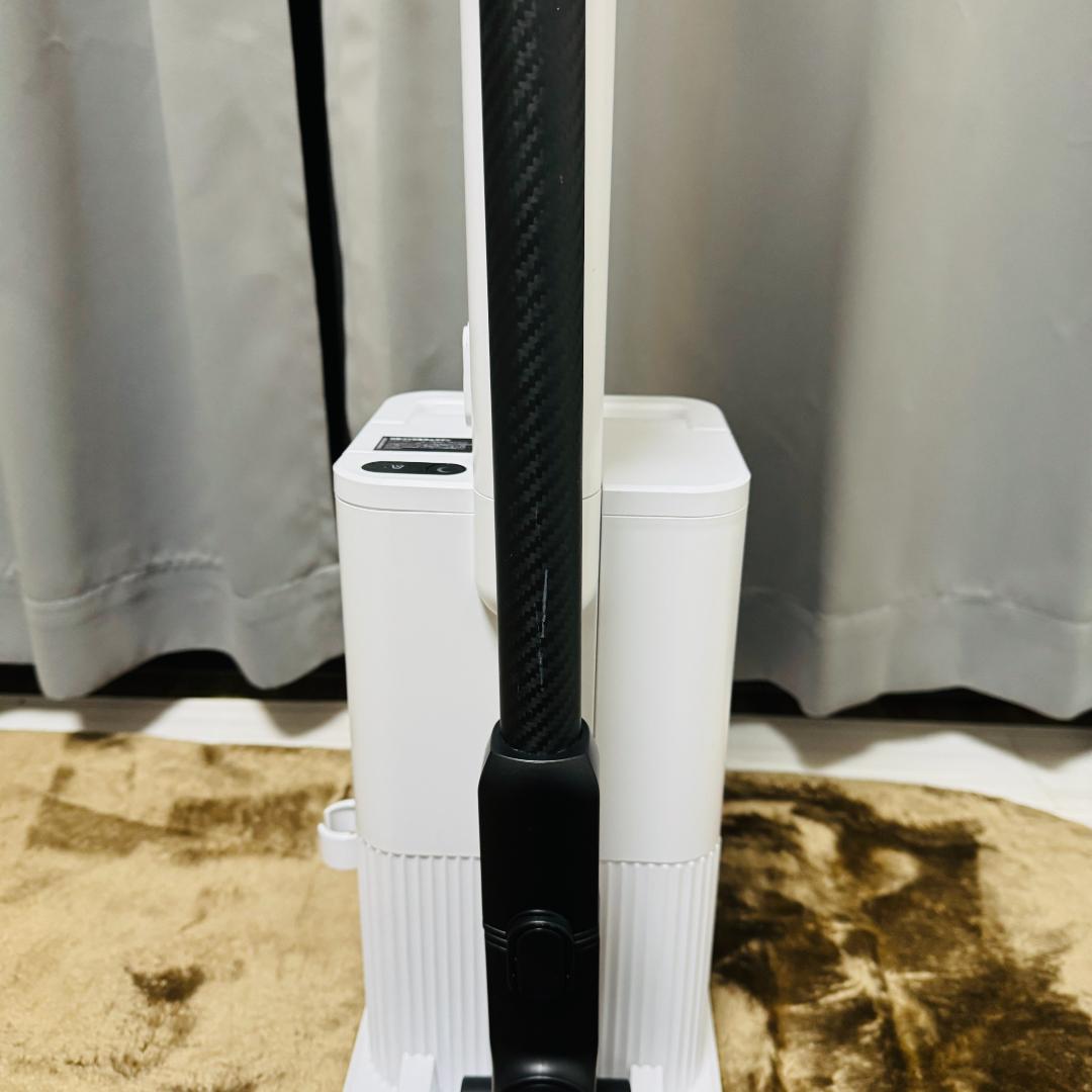 shark シャーク　Clean Sense iQ+ IW3241JBK