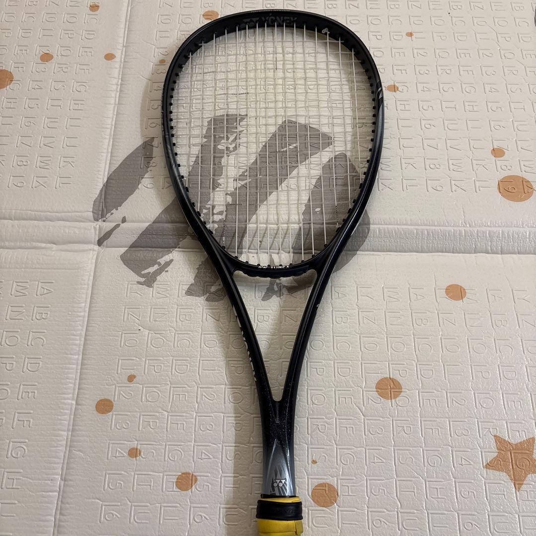 ソフトテニスラケット　YONEX voltrage8s