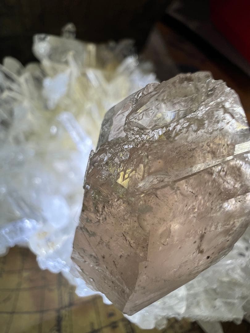 て*う様 龍脈の精髄 ― 煙水晶「山の幻影を宿す結晶」※売上の一部を保護猫活動に