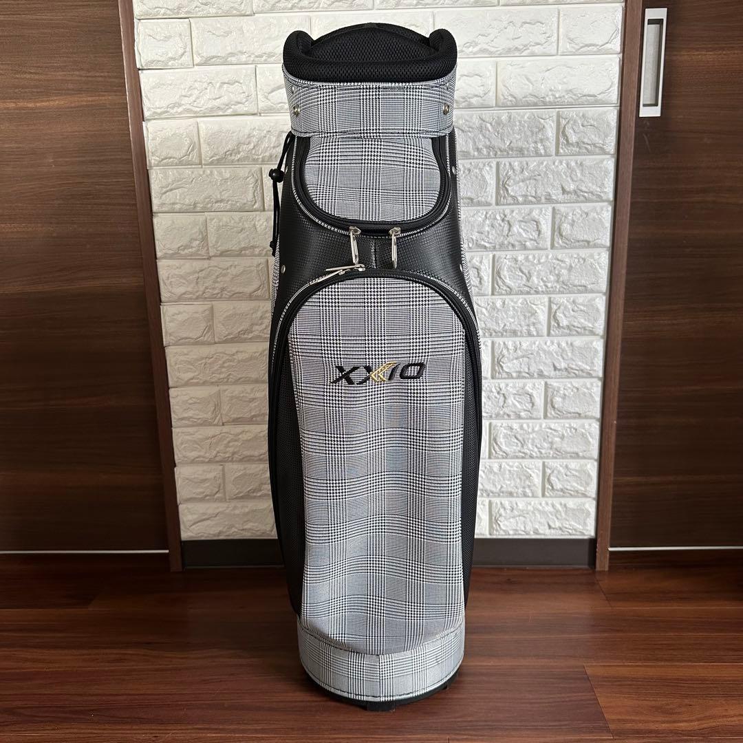 美品 XXIOゼクシオ キャディバッグ 千鳥格子柄 グレー系9.5型