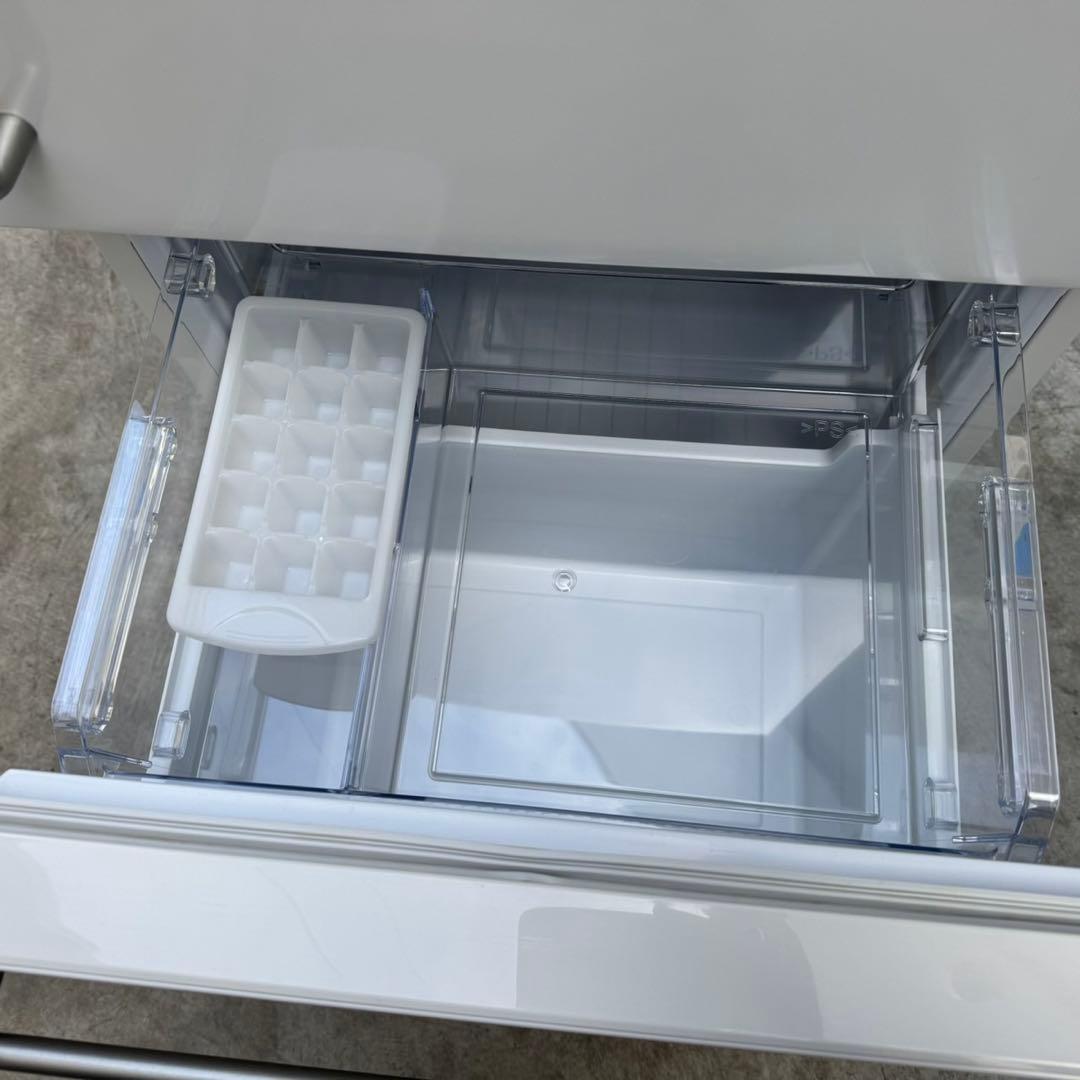 76⭐️2023年製★無印良品　冷蔵庫　レトロ風　ホワイト　人気　一人暮らし