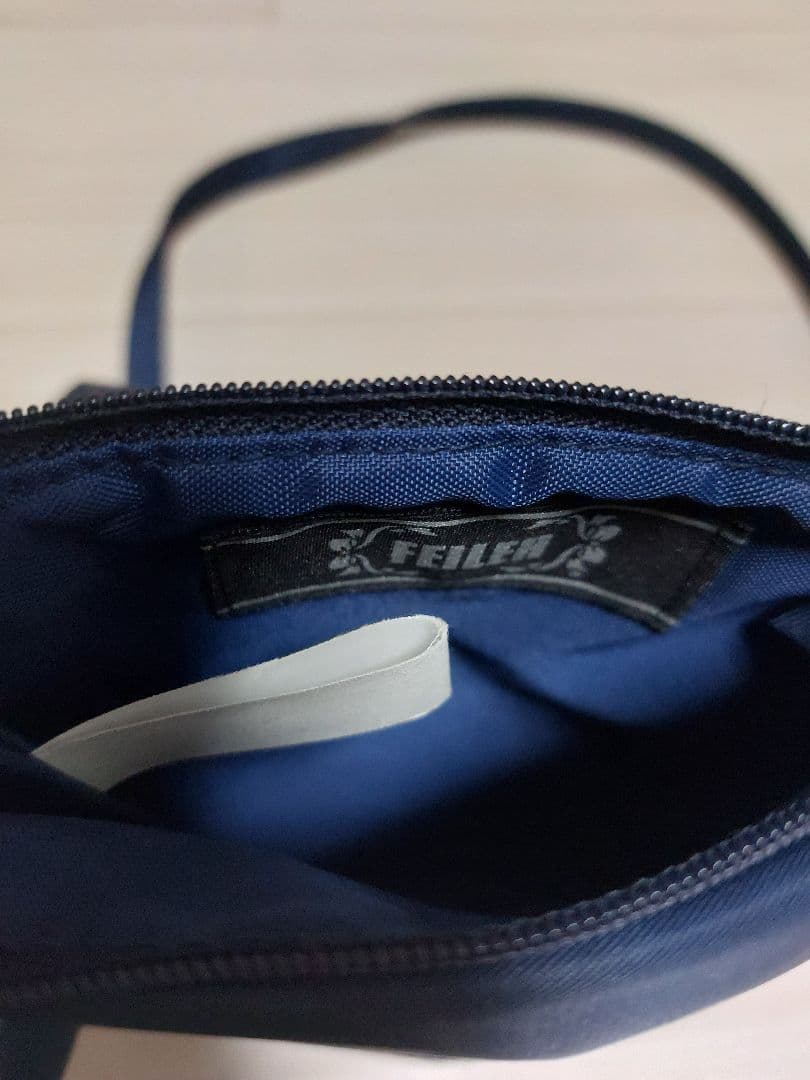 フェイラー 学校フェイラー ハイジ スマホショルダー ネイビー