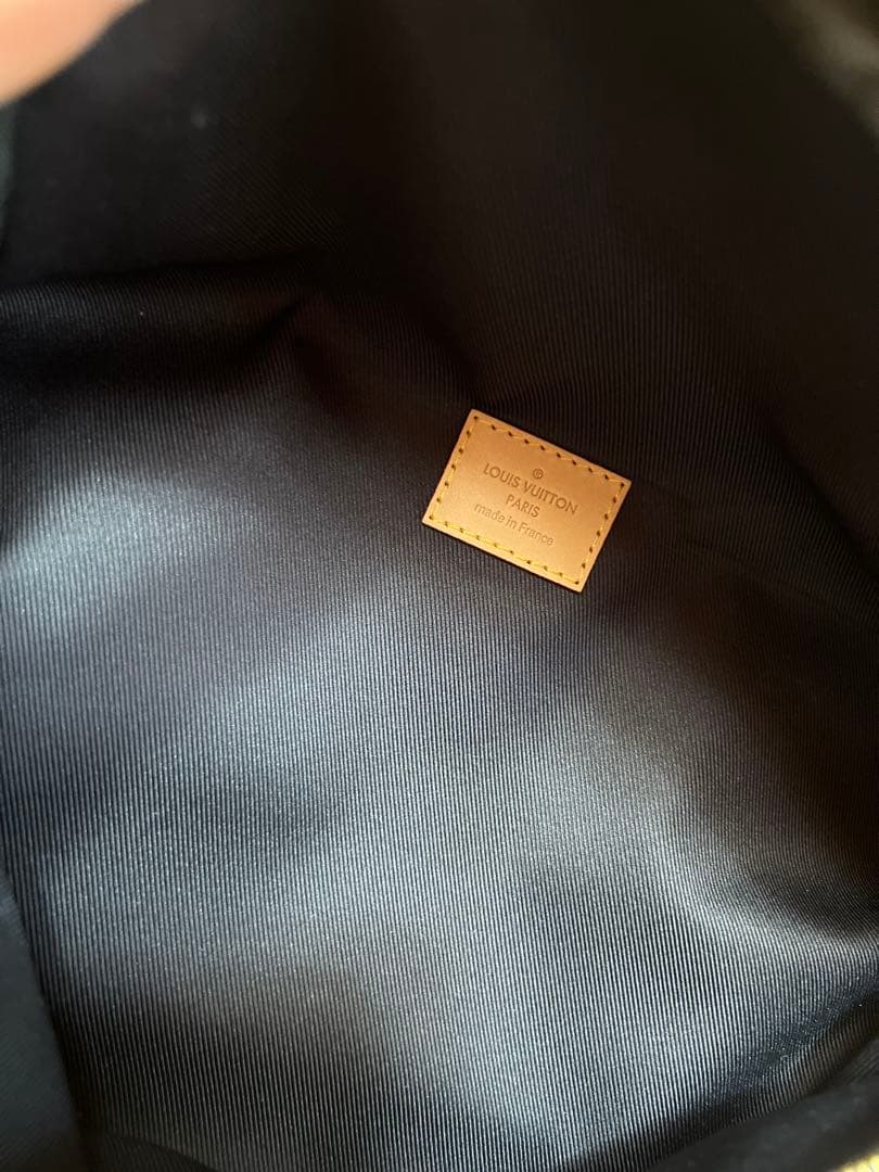 LOUIS VUITTON ボディバッグ・ウエストポーチ