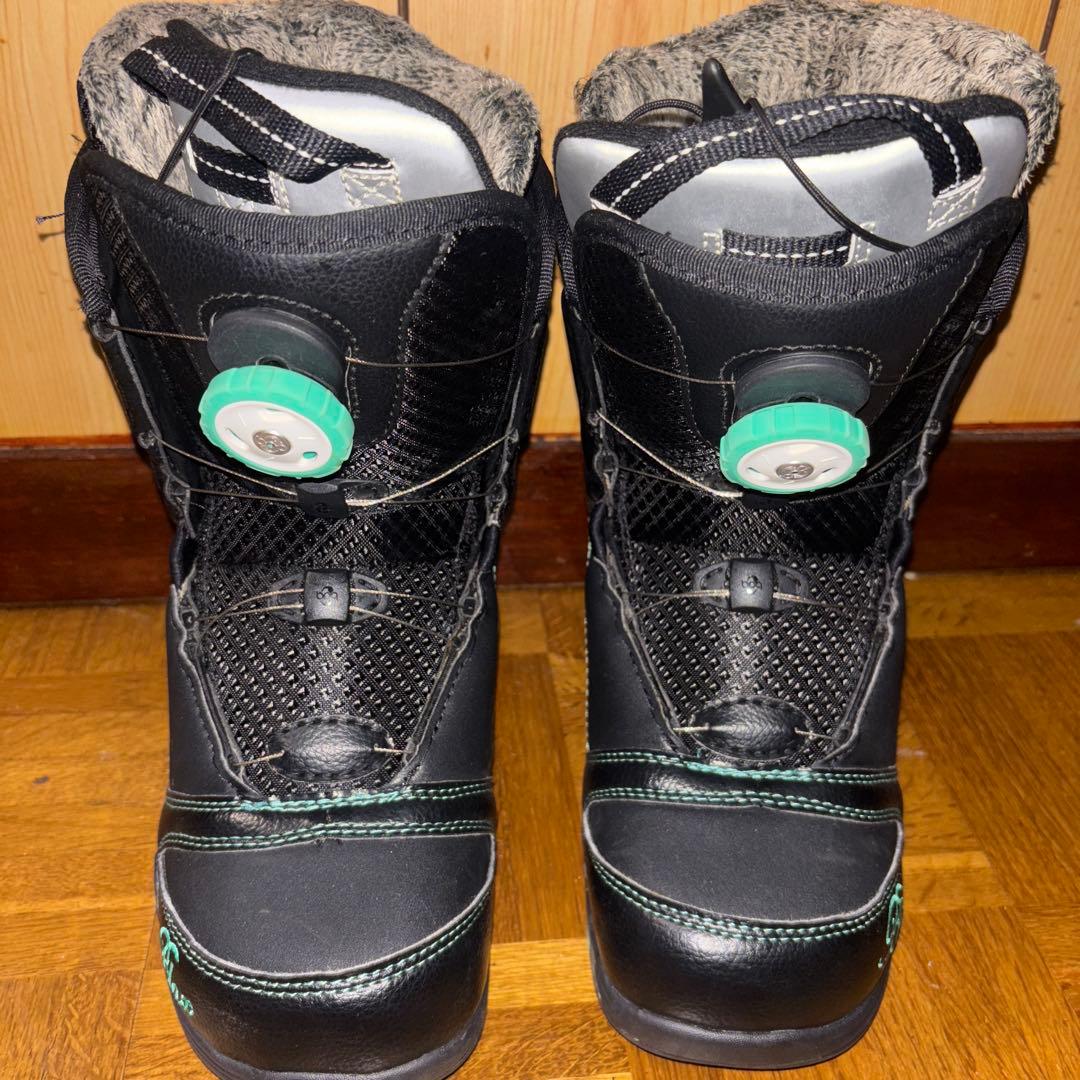FASTECレディーススノーボードブーツ　BOA ダイヤル式　23．5