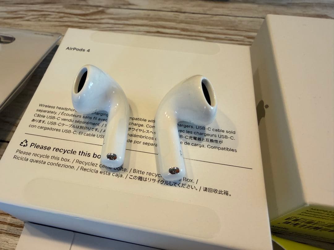 3回使用美品Apple AirPods 4ノイキャン無し