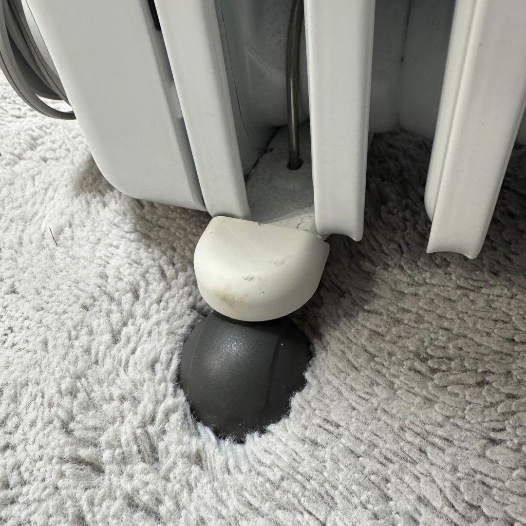 【中古】デロンギ オイルヒーター RHJ35M0812-DG