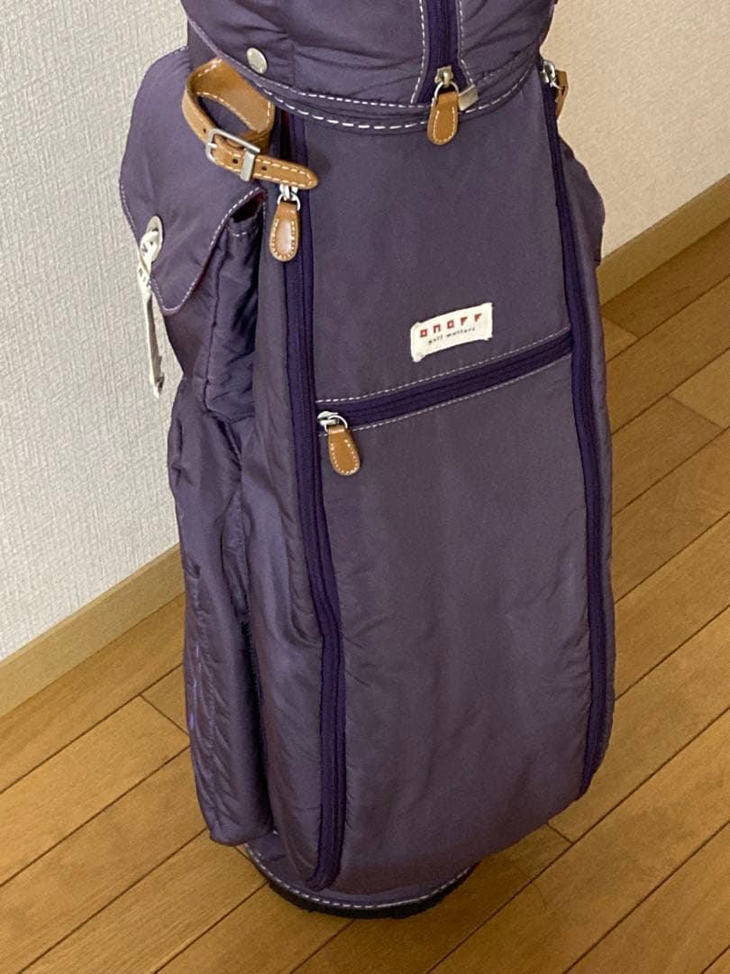 ONOFF オノフ　レディース用キャディーバッグ　パープル