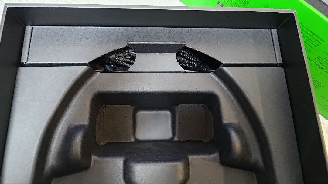 Razer Kraken Pro ワイヤレスゲーミングヘッドセット+スタンド