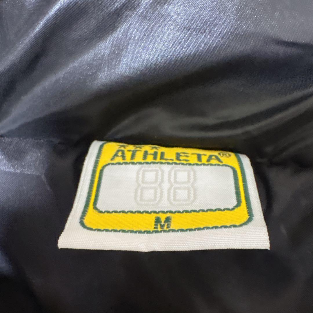 美品　ATHLETA ベンチコート　ナイロンパーカー　ナイロンジャケット　中綿入