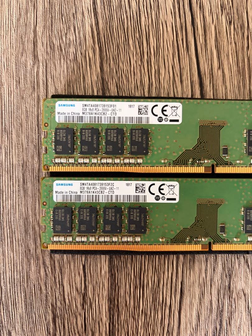 Samsung DDR4 8GB✖︎2枚　デスクトップ用メモリ PC4-2666V