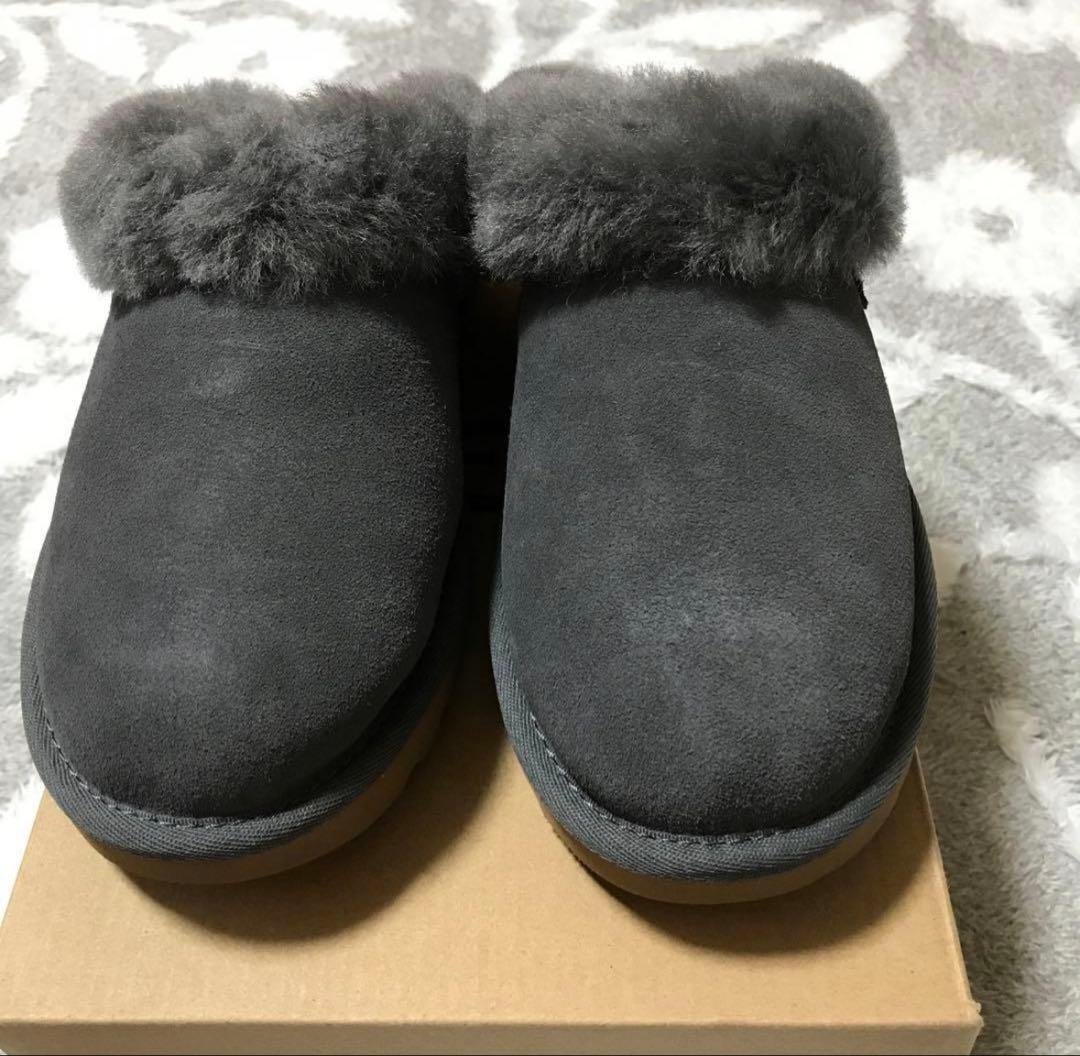 UGG ファーサンダル　新品