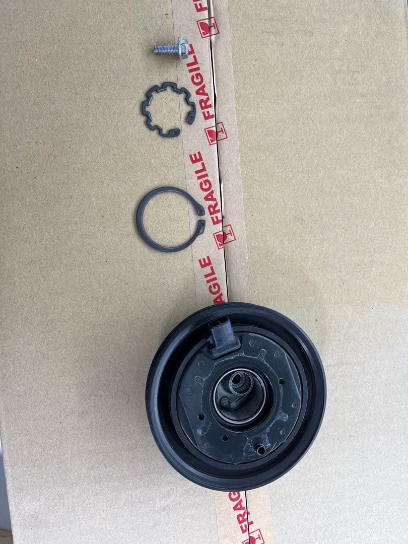 ダイハツ ムーブ LA160S エアコンクラッチマグネット