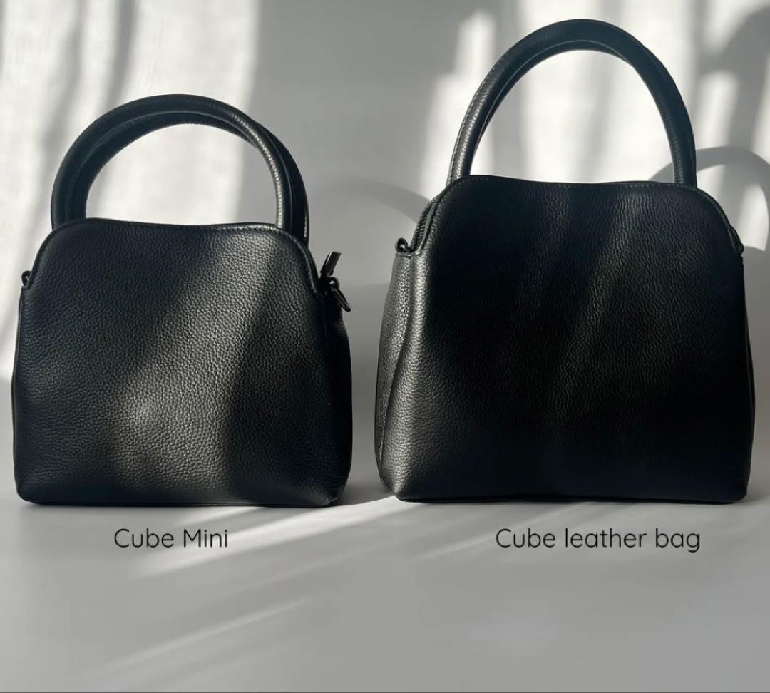 ◾️値下げ中 新品未使用seloah Cube mini leather bag