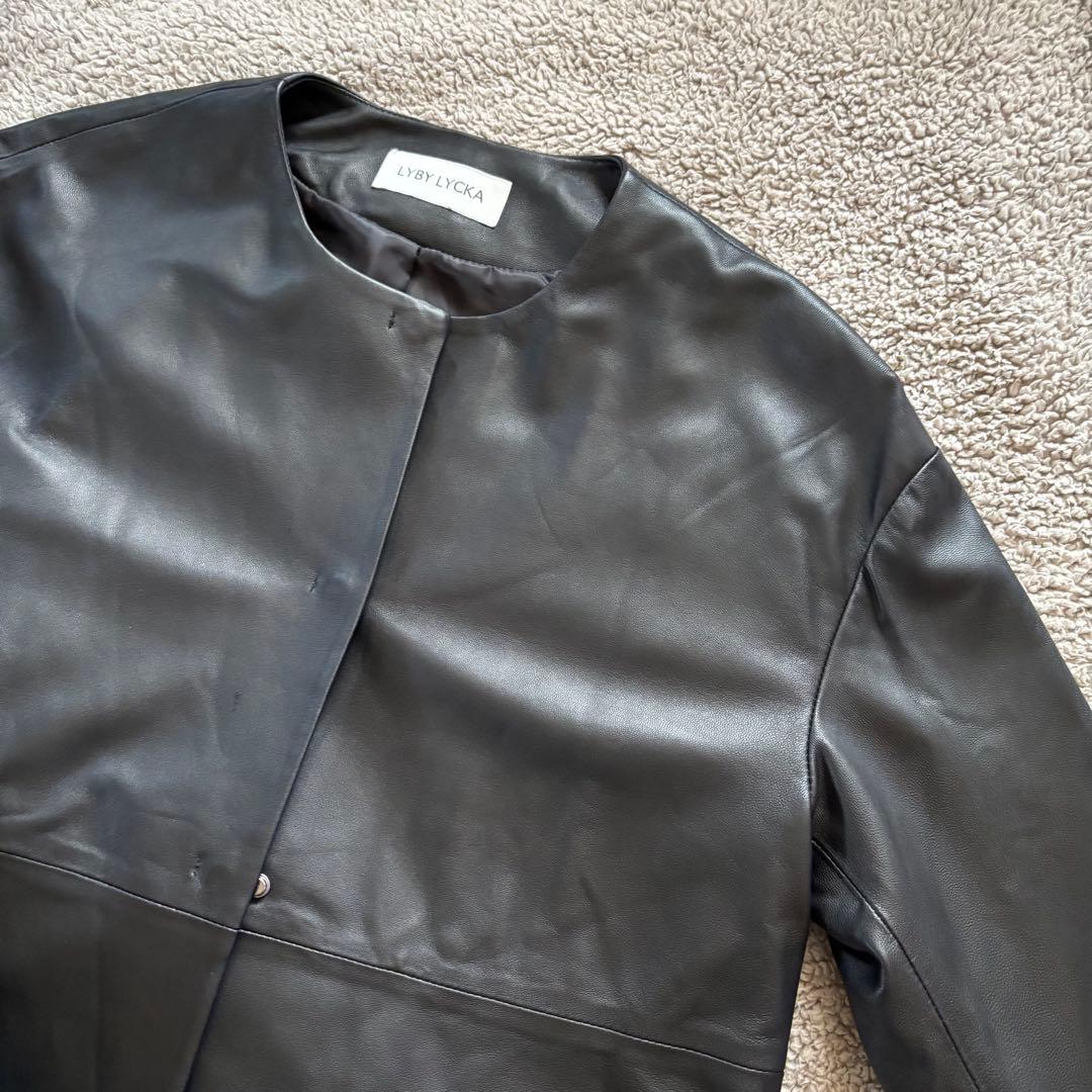 LYBY LYCKA 羊革ノーカラーレザージャケット 11AR ブラック 軽量