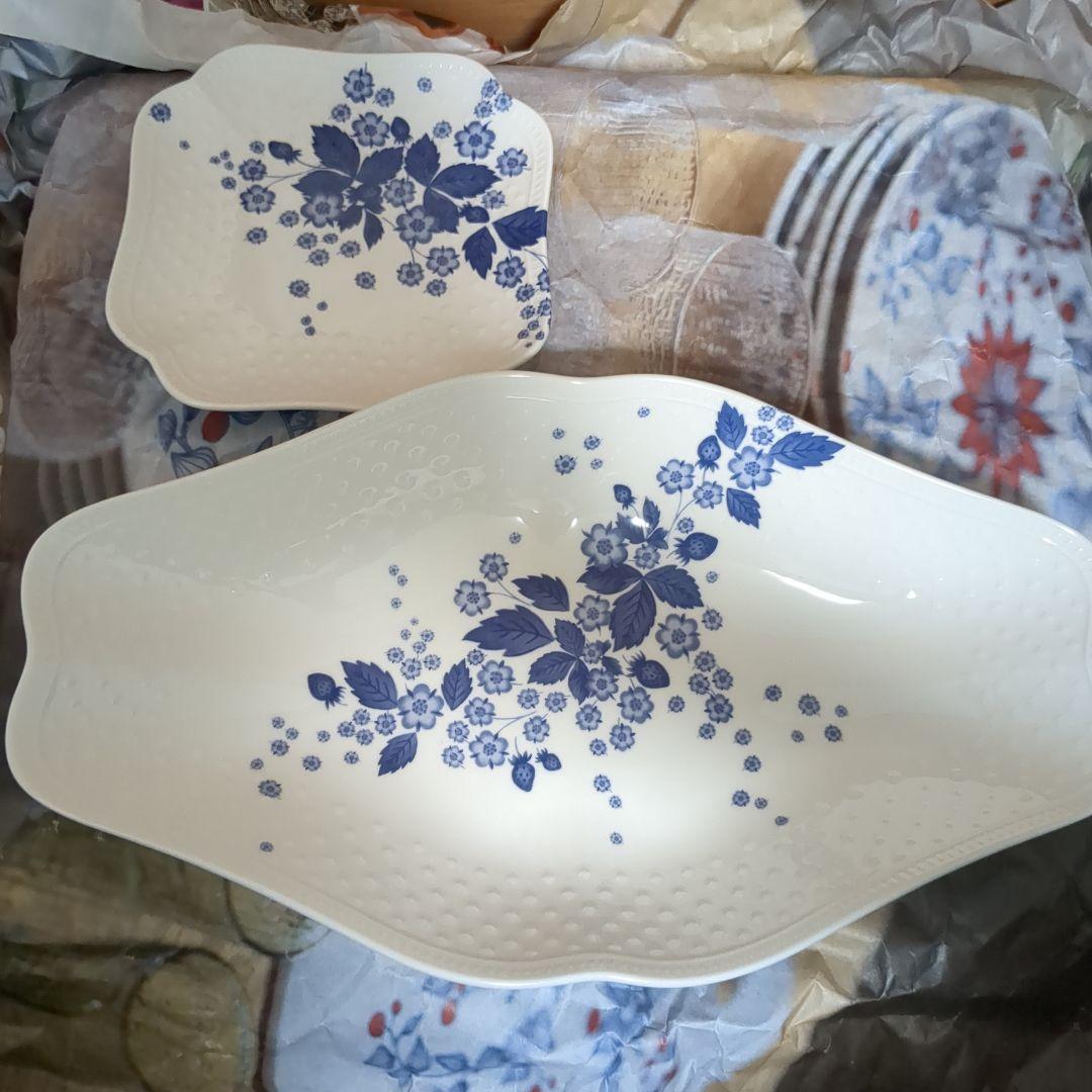  ストロベリーブルームインディゴ 食器セット 4点