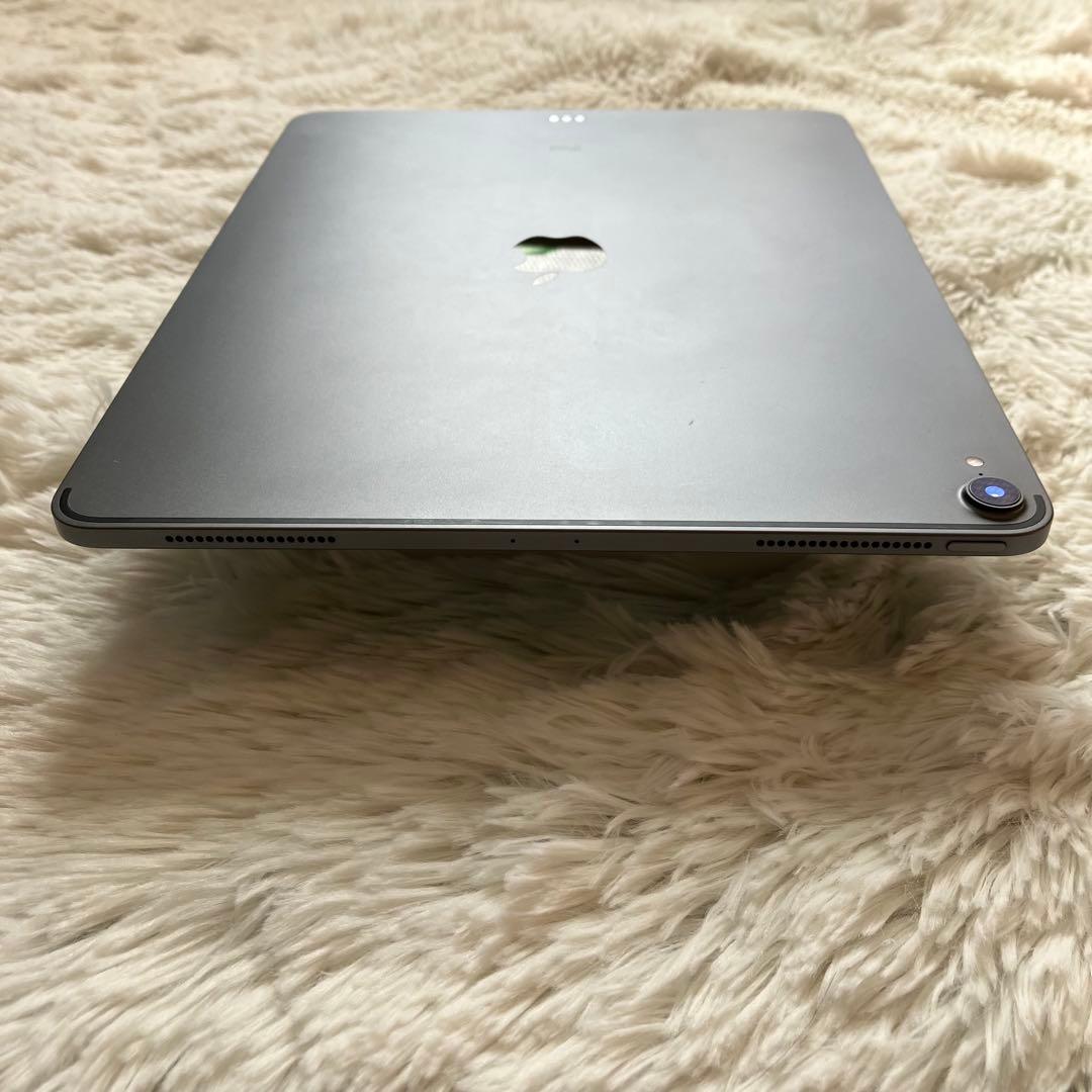 【早い者勝ち】iPad Pro 12.9 第３世代 256GB 【すぐ発送】