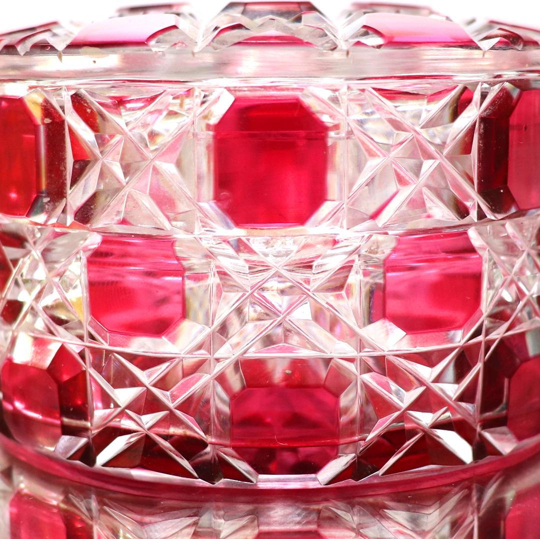 オールド・バカラ 珍品 切子装飾 ディアマン・ピエーリー 赤紫色被せ 蓋物