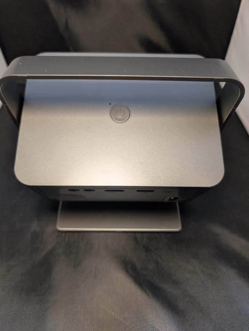 Polocsh プロジェクター 家庭用 ネイティブ1080P 4k対応