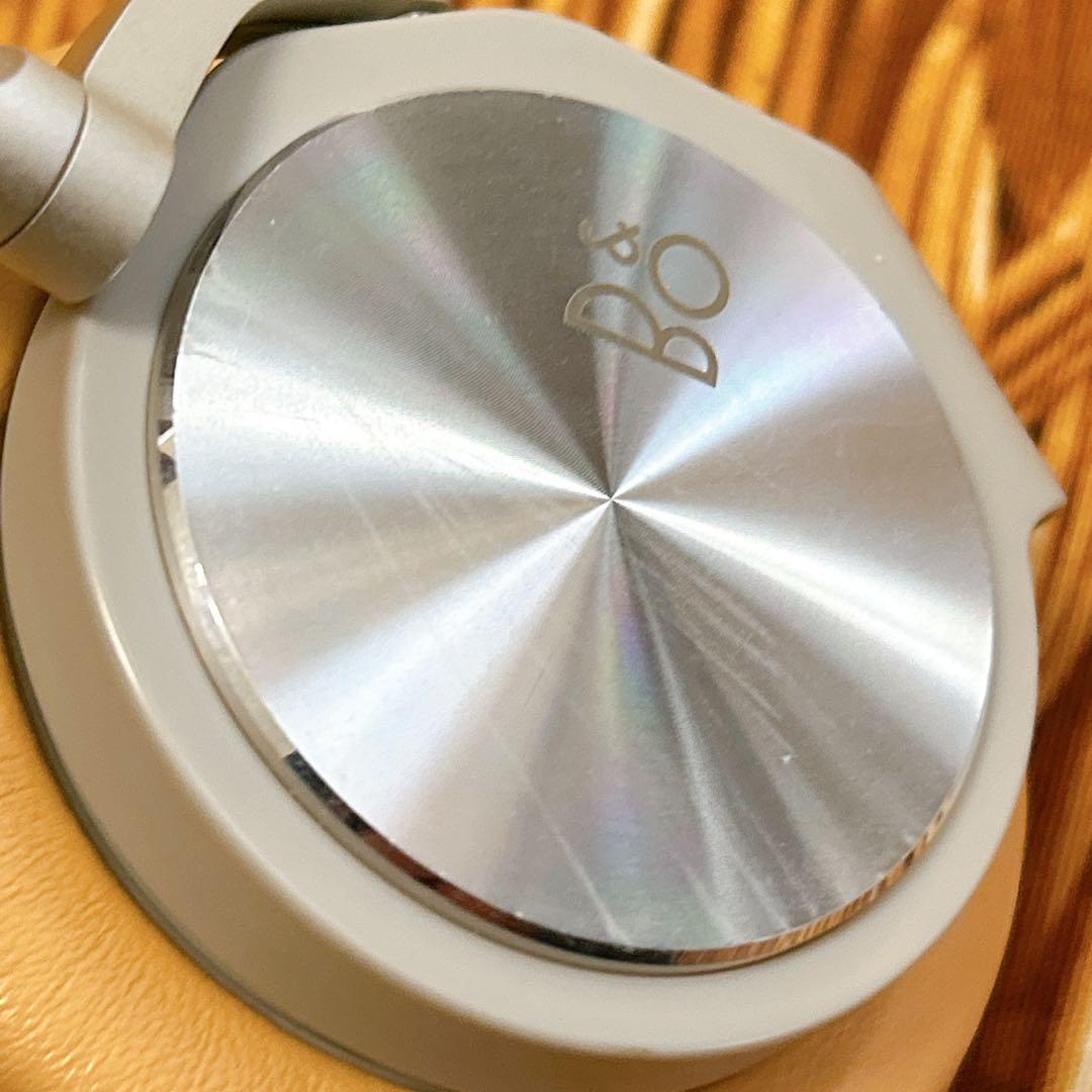 B&O BeoPlay H6オーバーイヤーヘッドフォン ナチュラル レザー 有線