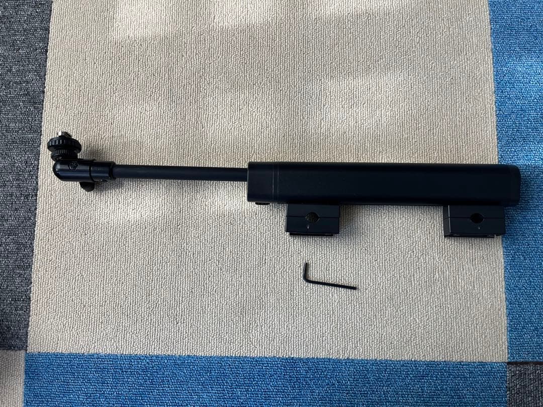 大画面11.6リアモニター　センターヘッドレスト