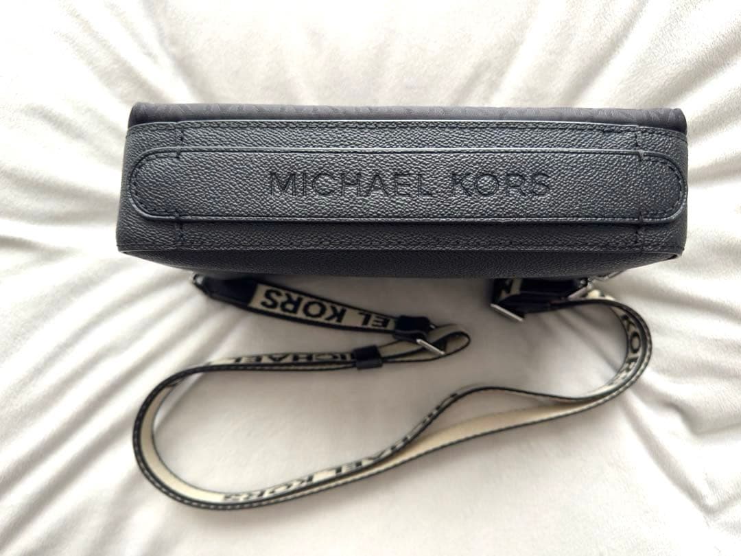 マイケルコース　MICHAEL KORS ショルダーバッグ　メンズ　ブラック