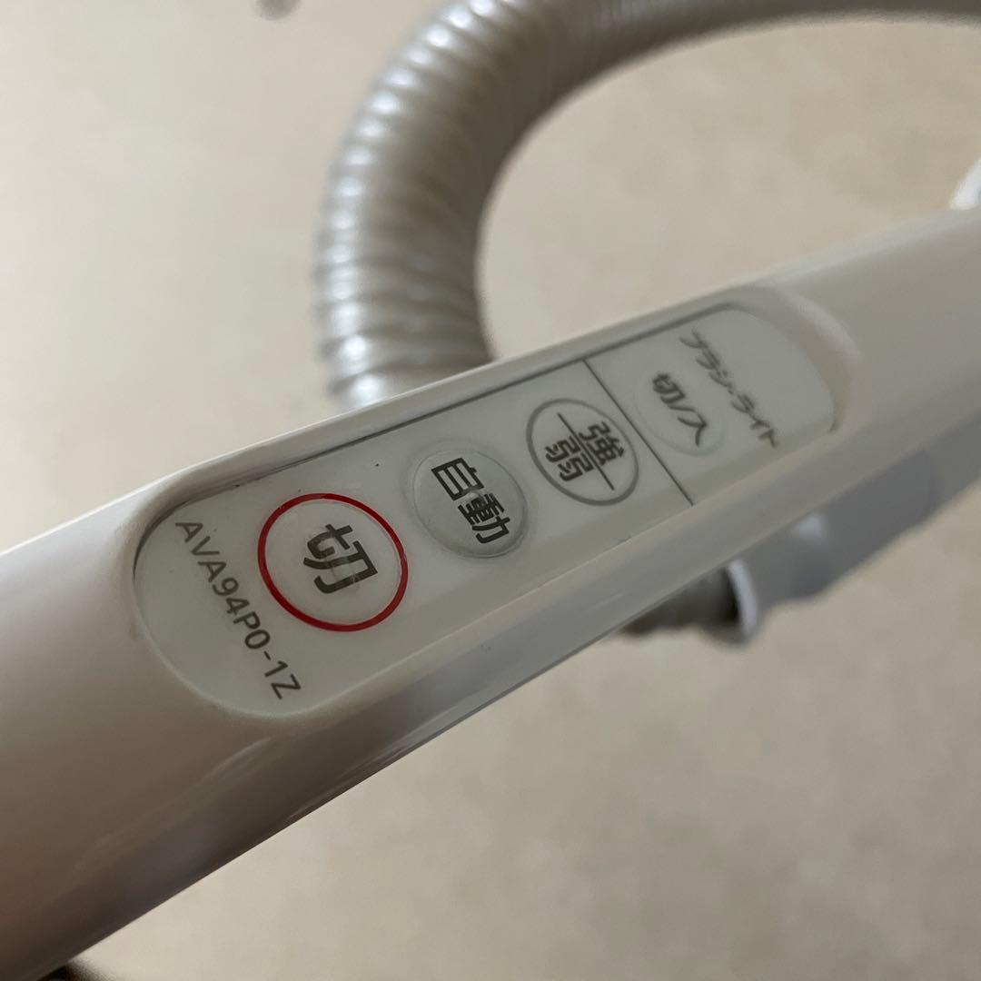 美品　パナソニック 掃除機 紙パック式　MC-SJP860K-W 2023年製