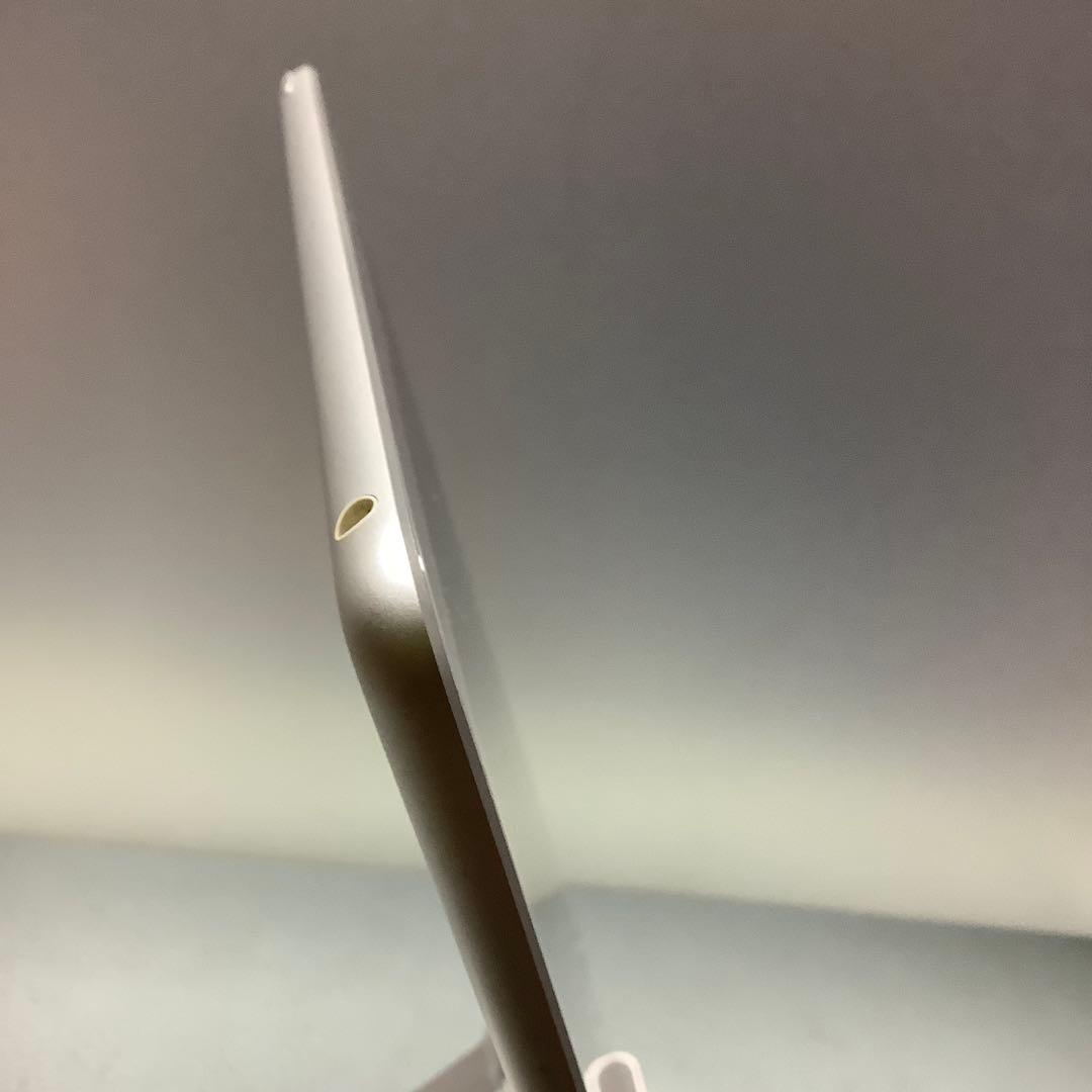 iPad 8世代32G wifi silver 91% 美品