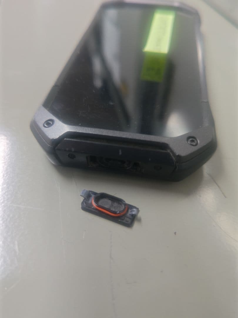 ②TORQUE 5G KYG01 au