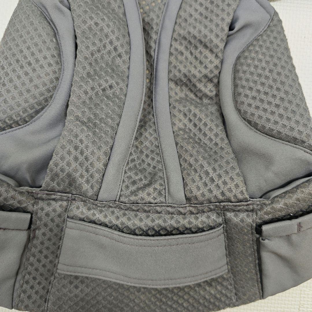 【mmmsss】 オムニブリーズ　抱っこ紐 グレー