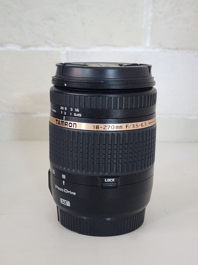 TAMRONキヤノン　AF18-270mm F/3.5-6.3 Di II VC