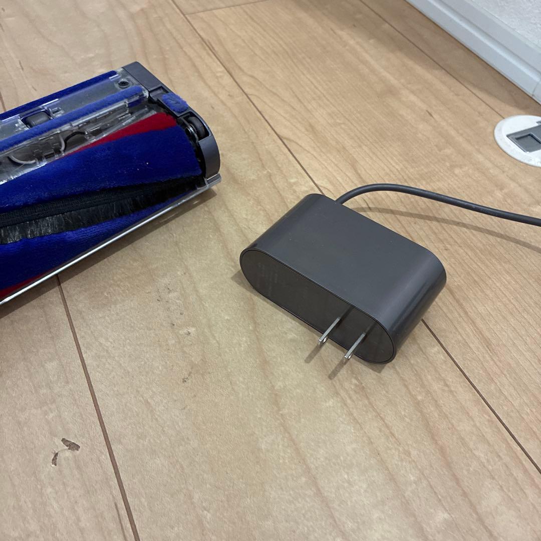 ダイソン SV18　コードレス　Digital Slim Fluffy　掃除機