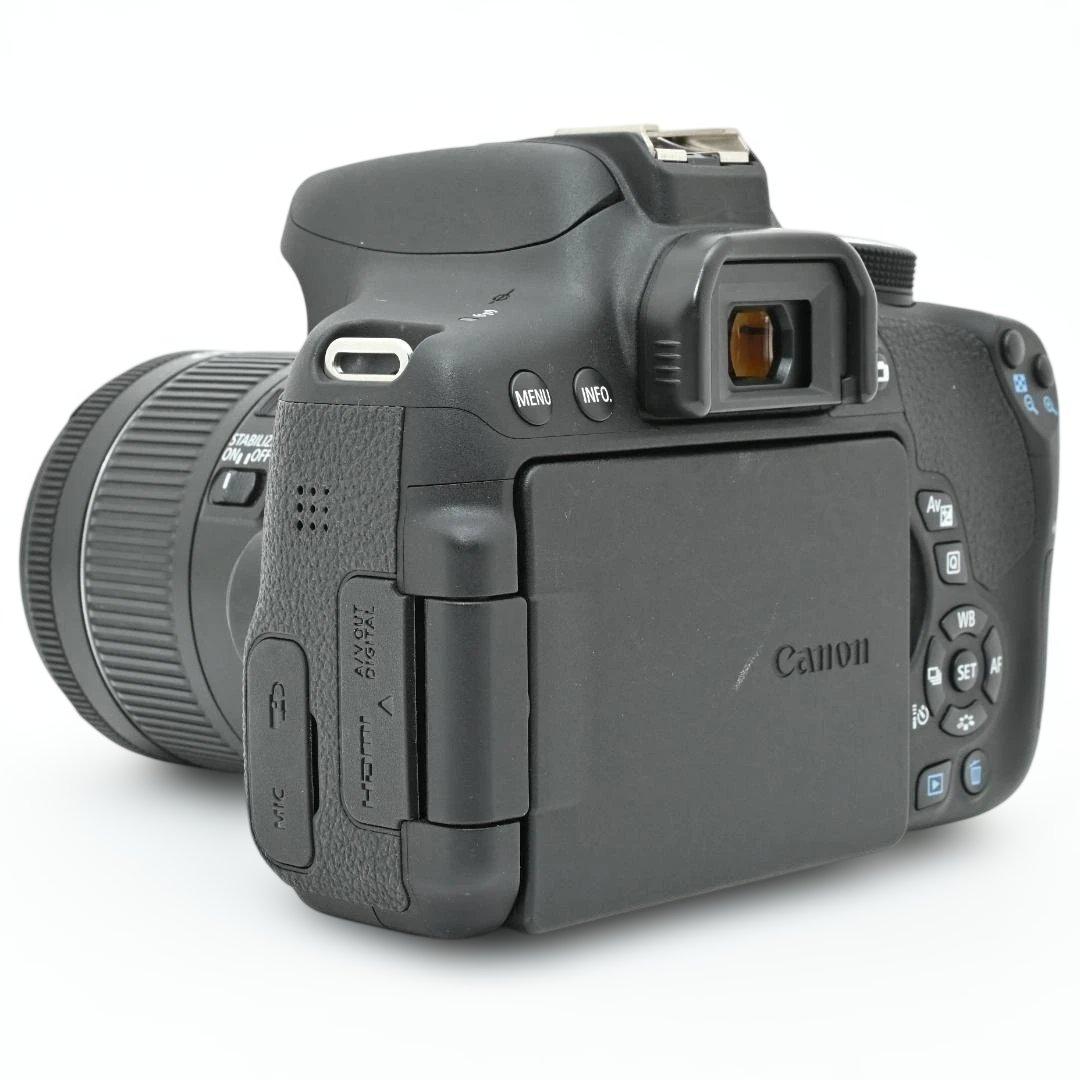 【美品・ショット数：1,602回】 Canon EOS Kiss X8i