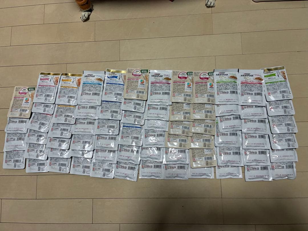 ピュリナ プチリュクス モンプチ 8箱＝102袋+70袋 合計172袋