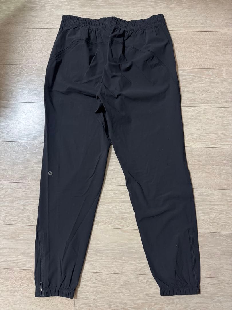 Lululemon pace breaker ジョガーパンツ　ルルレモン