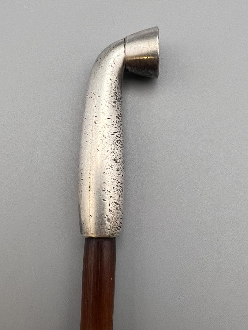 銀製　煙管　キセル　在銘　銀細工　アンティーク　重量約34g