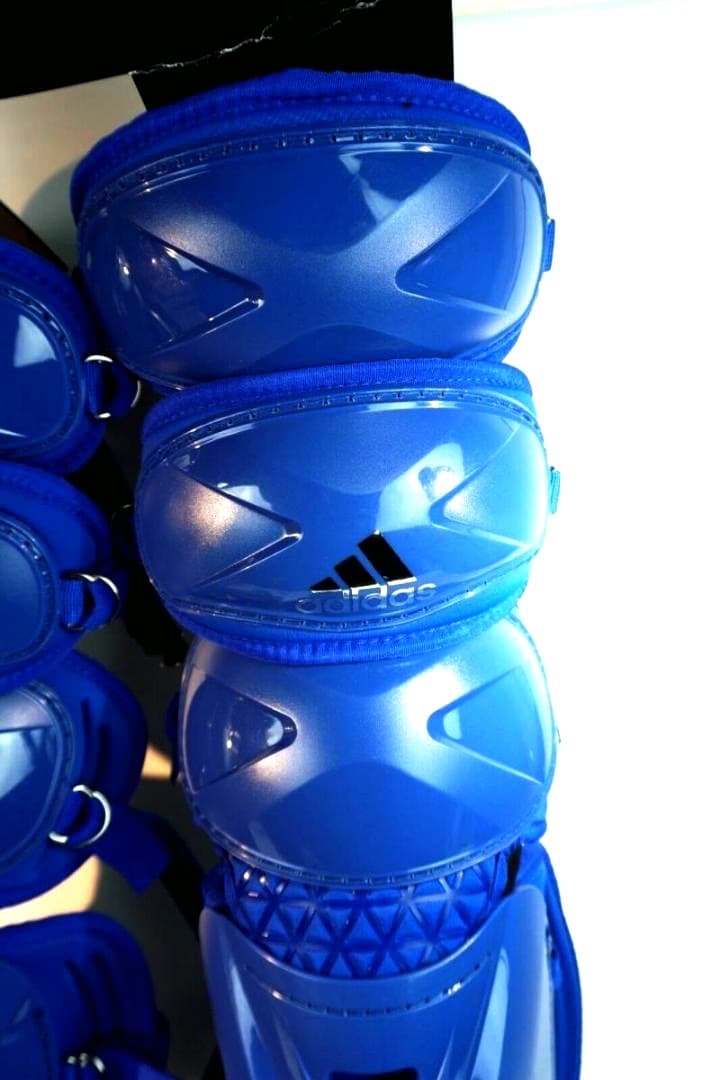 新品☆アメリカ国内限定☆UAマスク＋adidasプロテクター・レガース★青