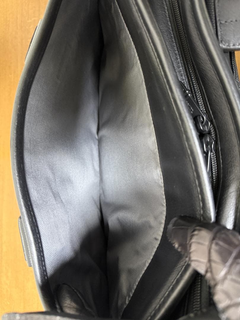 TUMI トゥミ ALPHA ビジネスバッグ レザー 96108D2