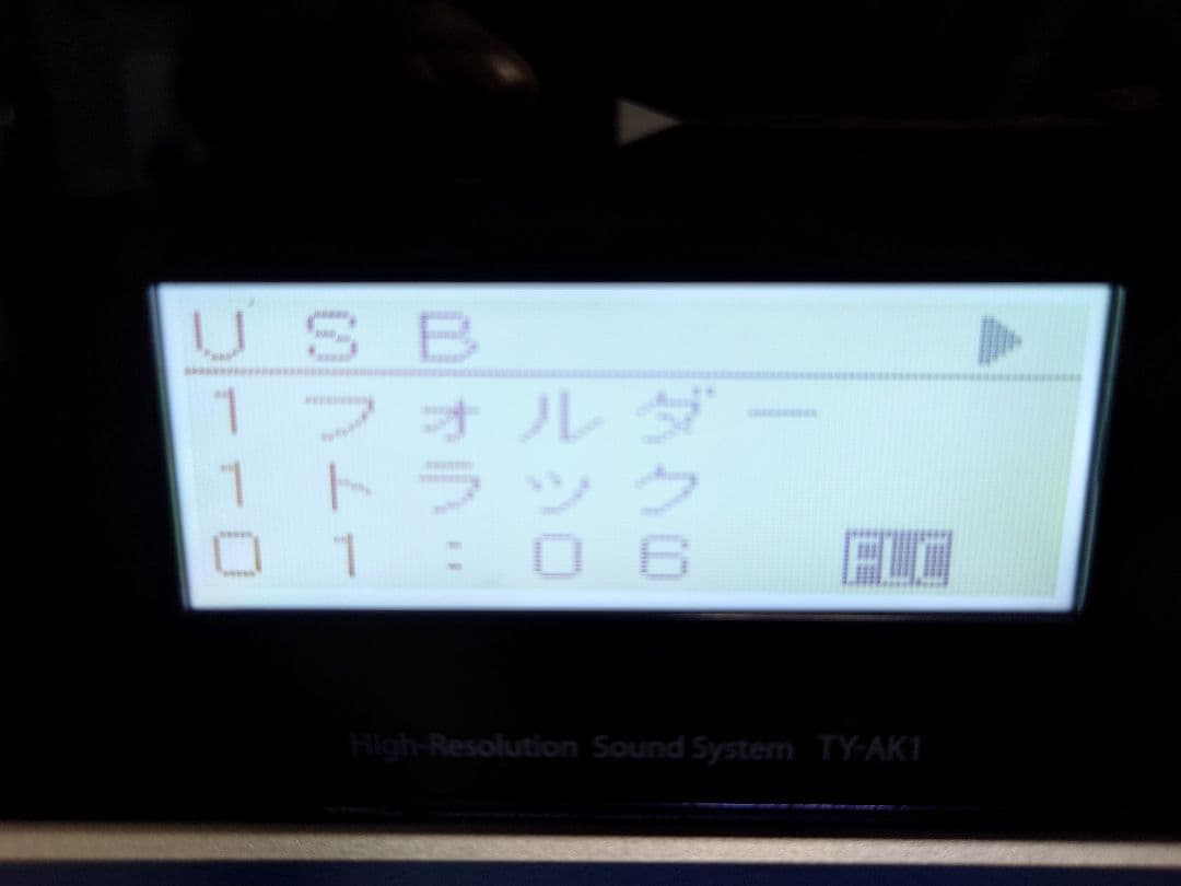 TOSHIBA TY-AK1 SD/USB/CD ラジオカセットレコーダー